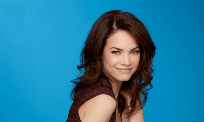 Rebecca Herbst Net Worth